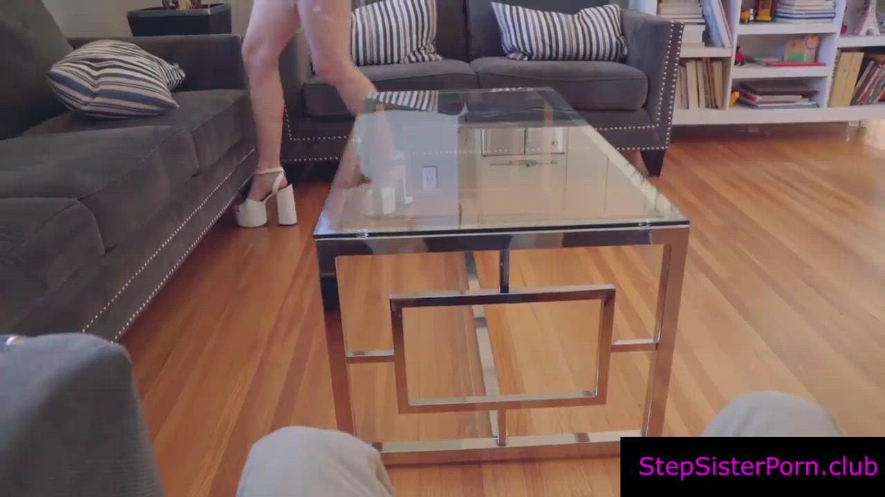 Stepsis Jewelz Blu Grabbed My Cock And Now Wants It : video clip
