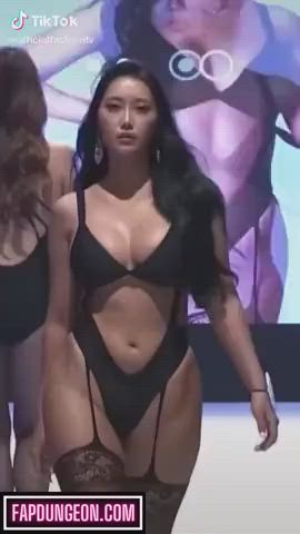 Sexy Asian Model to GOONED : video clip