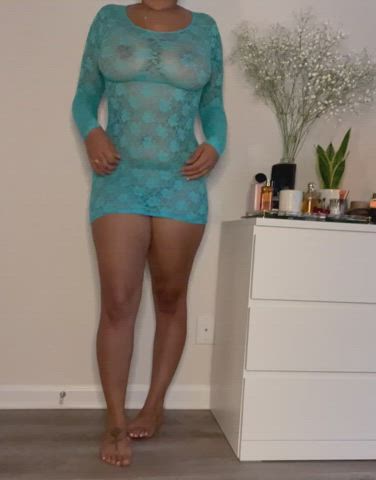 The perfect dress to bend me over in : video clip