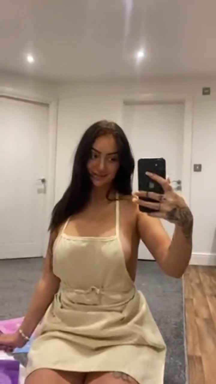 Paint with cum on them : video clip