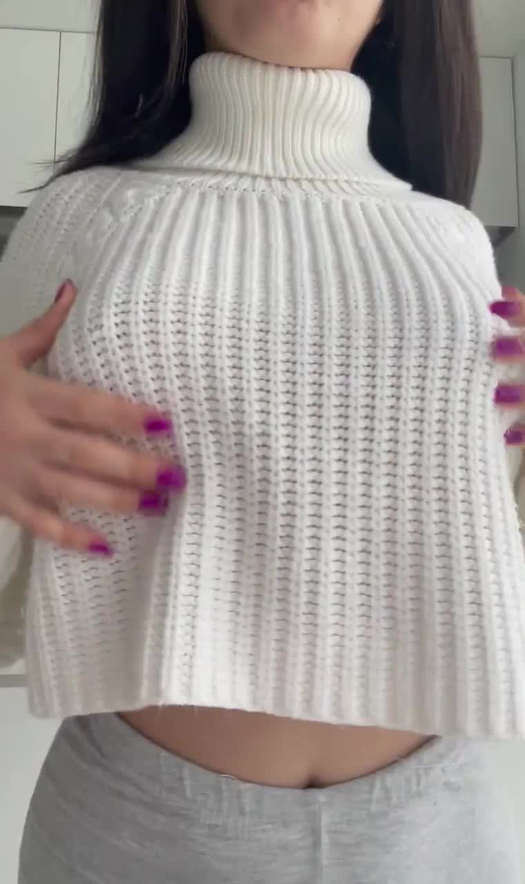 I want to pierce my nipples : video clip