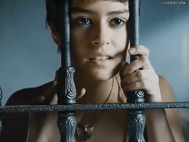 Rosabell Laurenti [gifv] : video clip