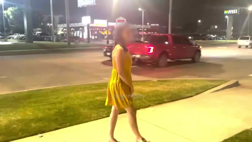 I needed to cross the street [GIF] : video clip
