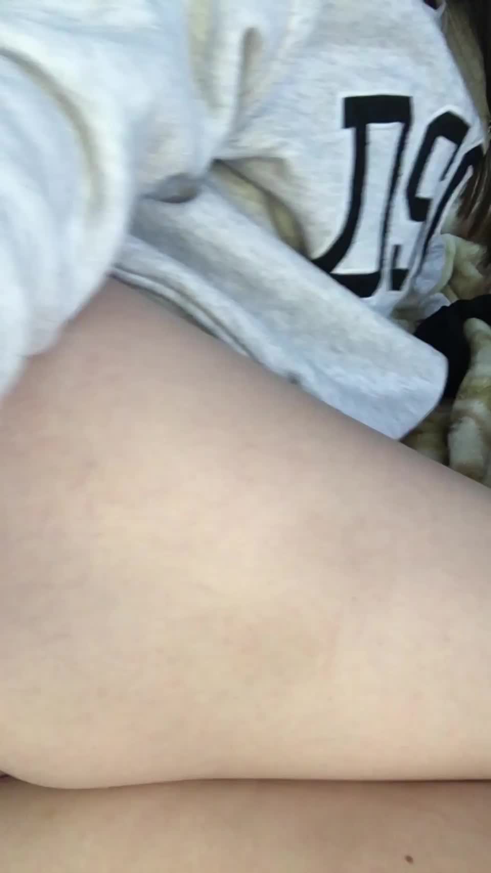 Showing where I want to get fucked : video clip