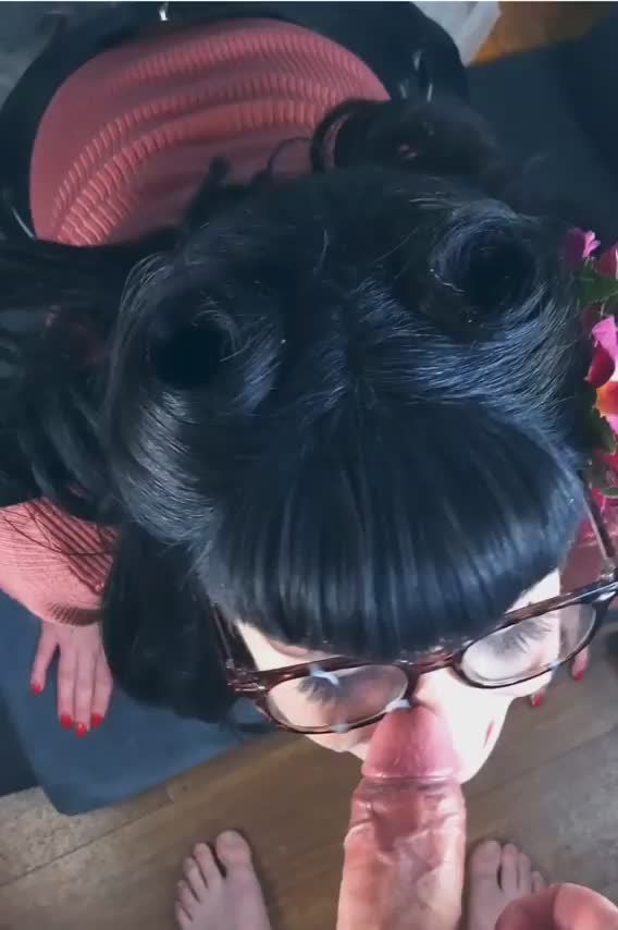 I’ve got on my best naughty secretary outfit & I’m ready to work, Sir… : video clip