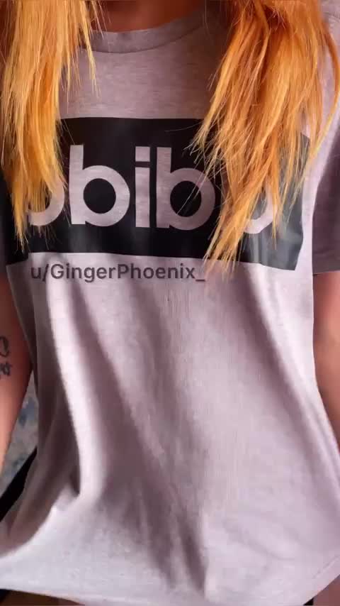 I hope you like gamer girls like me 😇 : video clip