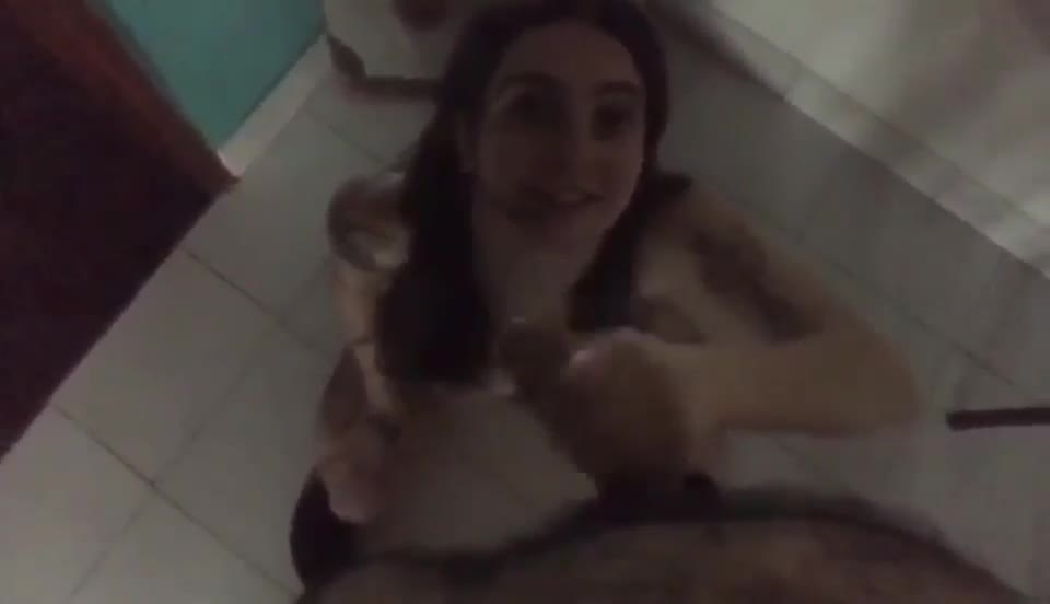 How do you like these blowjob skills boys ;) : video clip