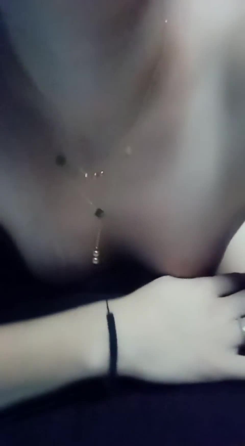 Can you tell me what time you’ll come back to my place, please? : video clip