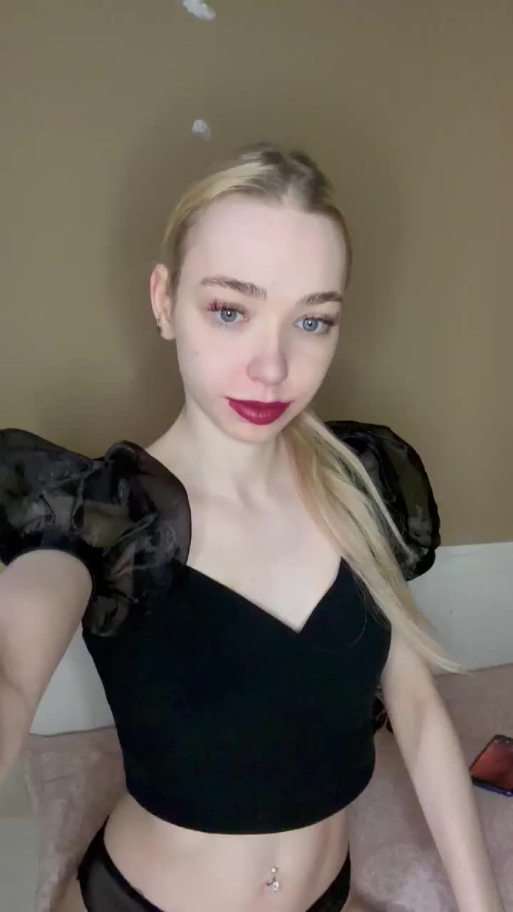 can I be your pocket hoe : video clip