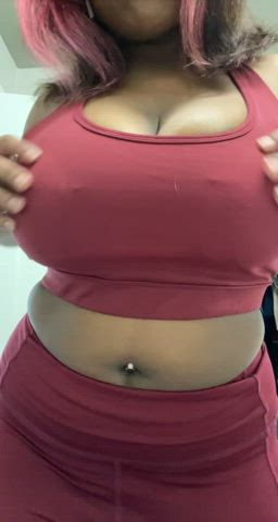 I love creampies and cum, who can give me some? : video clip