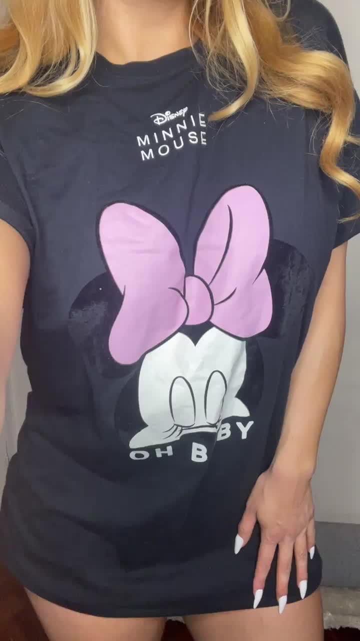 Minnie Mouse isn’t so Minnie : video clip