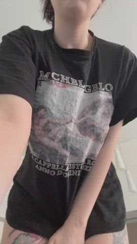 I love oversized t-shirts : video clip