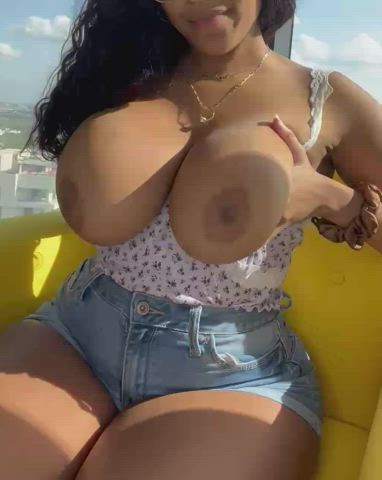 do you think these boobs are normal at 18?! : video clip