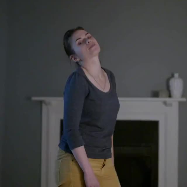 Can’t imagine how amazing it must feel to titfuck Hayley Atwell. : video clip