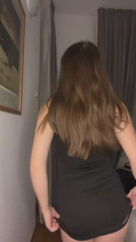 Stretch my tight 19 year old body : video clip