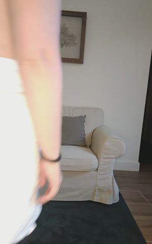 Would you fuck me against the couch? : video clip