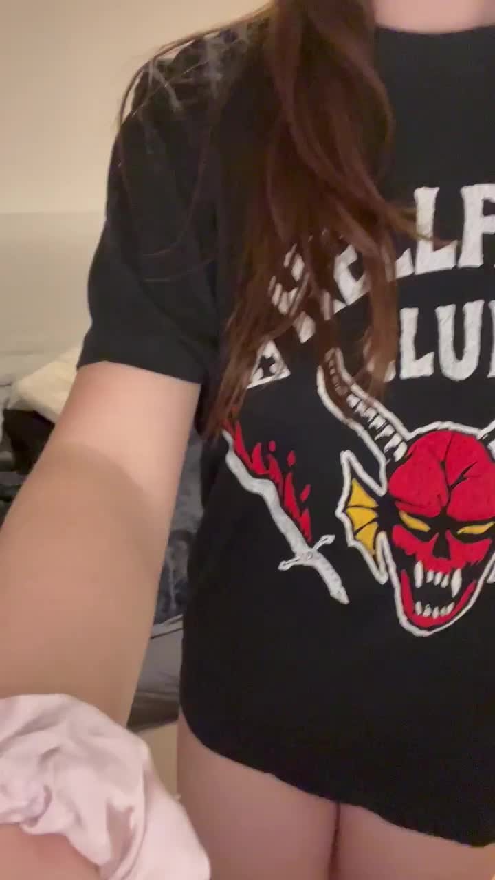 [19], mid boobs, shy and a bit chubby please dont be mean 🥺 : video clip