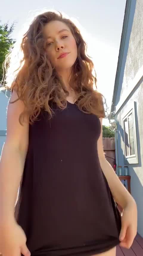 Soaking up some sunshine : video clip