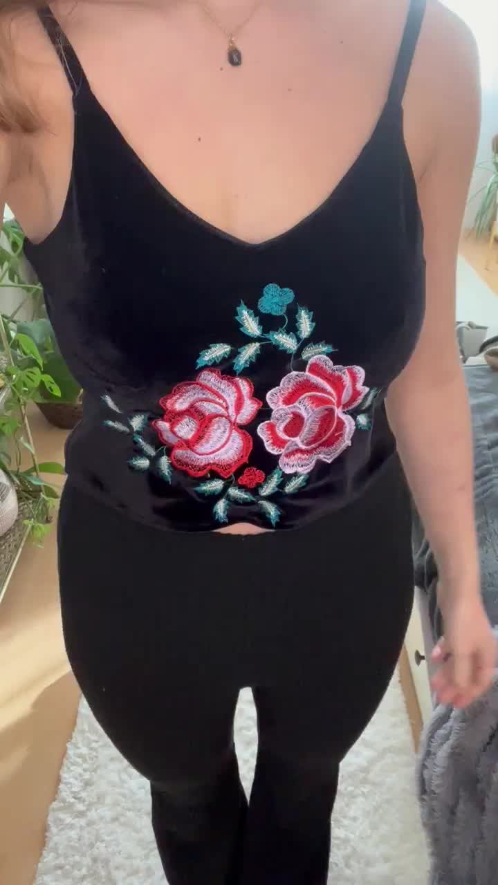 I need your head between my boobs…. : video clip