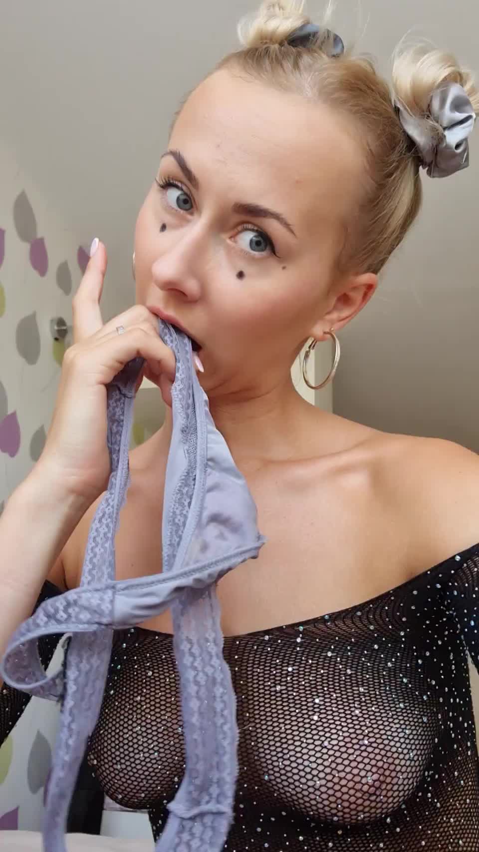 I don't need these panties, do you want them? : video clip