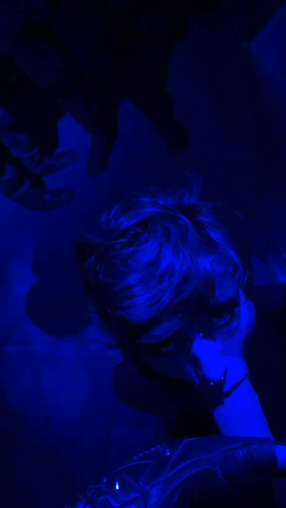 Sucking my dick in the middle of a night club. She put on a good show for everyone! [OC] : video clip