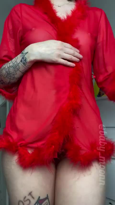Just showing off what’s under my robe ;) : video clip