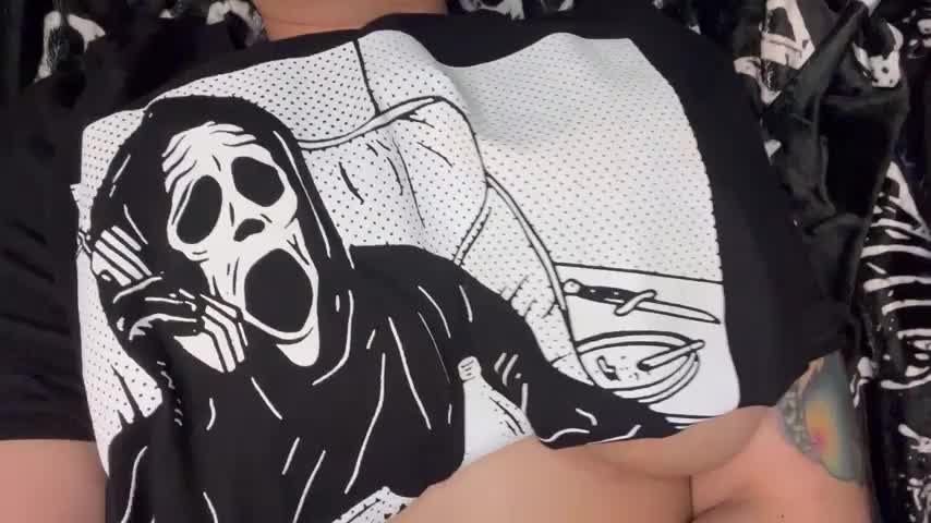 Can you hunky boys rate my tits from 1-10? : video clip