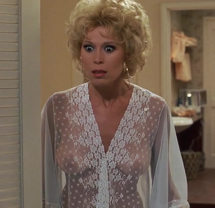 Leslie Easterbrook (Also From Police Academy) : video clip