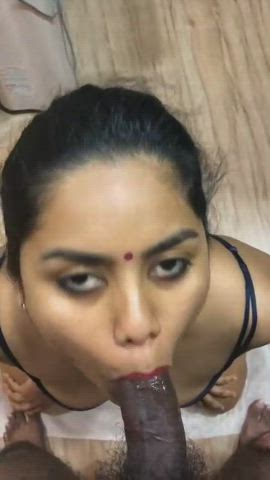 Blowjob Indian Wife : video clip