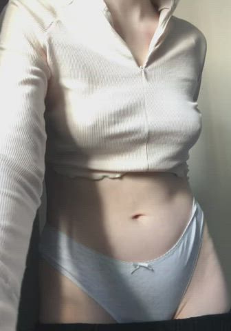 Before menstruation, my boobs are so swollen🥵 : video clip