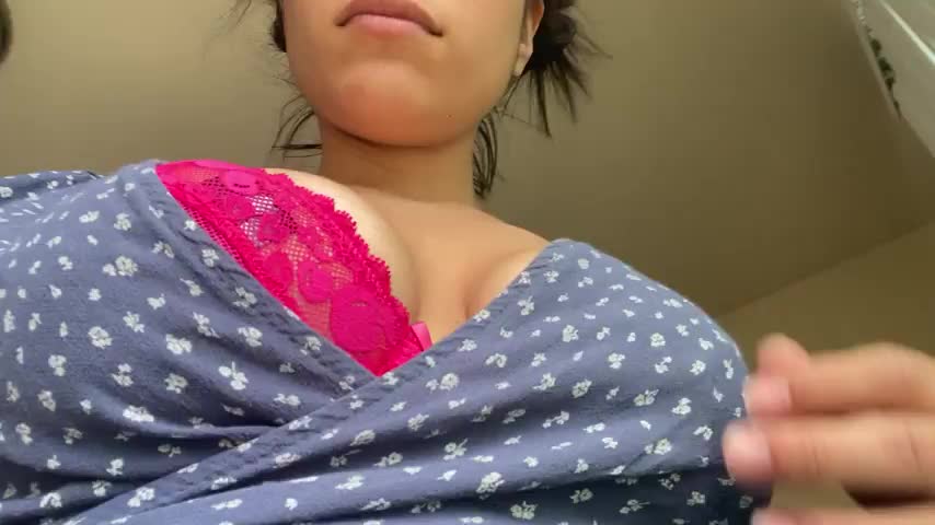 whoever sees this automatically has to massage my boobs:3 : video clip