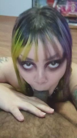 i love a good goth girl sucking my dick : video clip