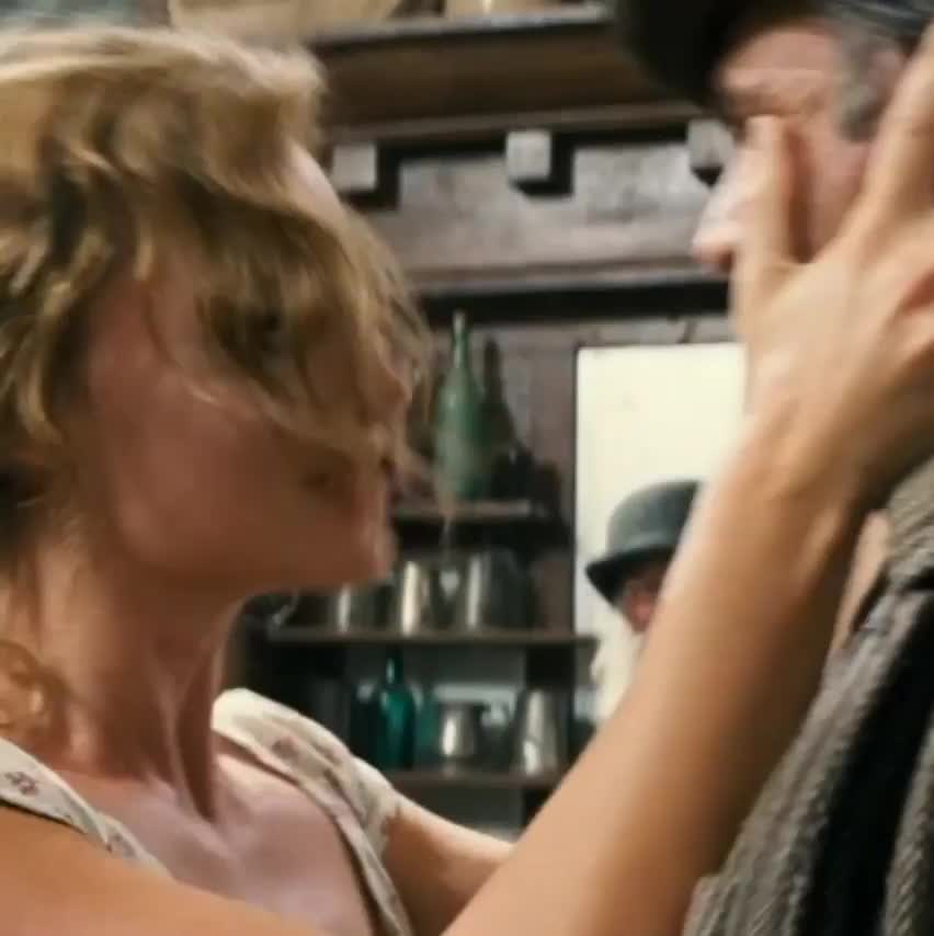 Margot Robbie in Babylon HD (Hot Dance & nipple sneak) : video clip