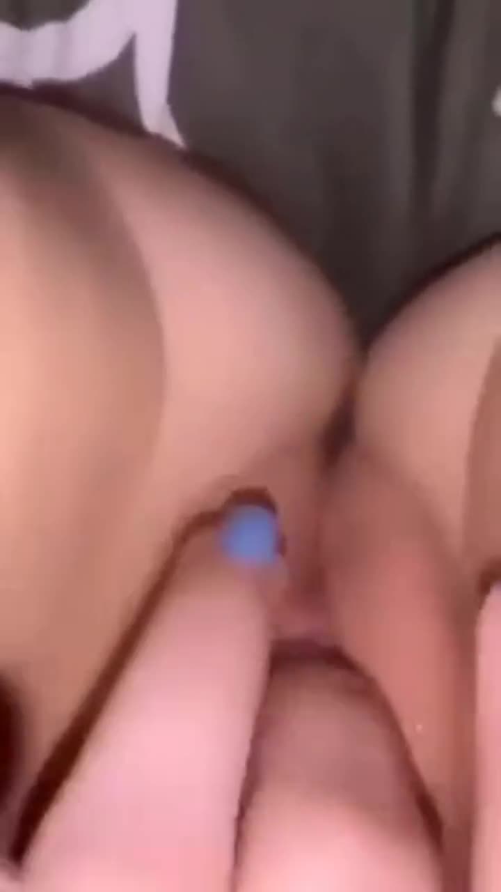 21[F4M] I'm literally sending to whoever up votes snap britez5970 : video clip