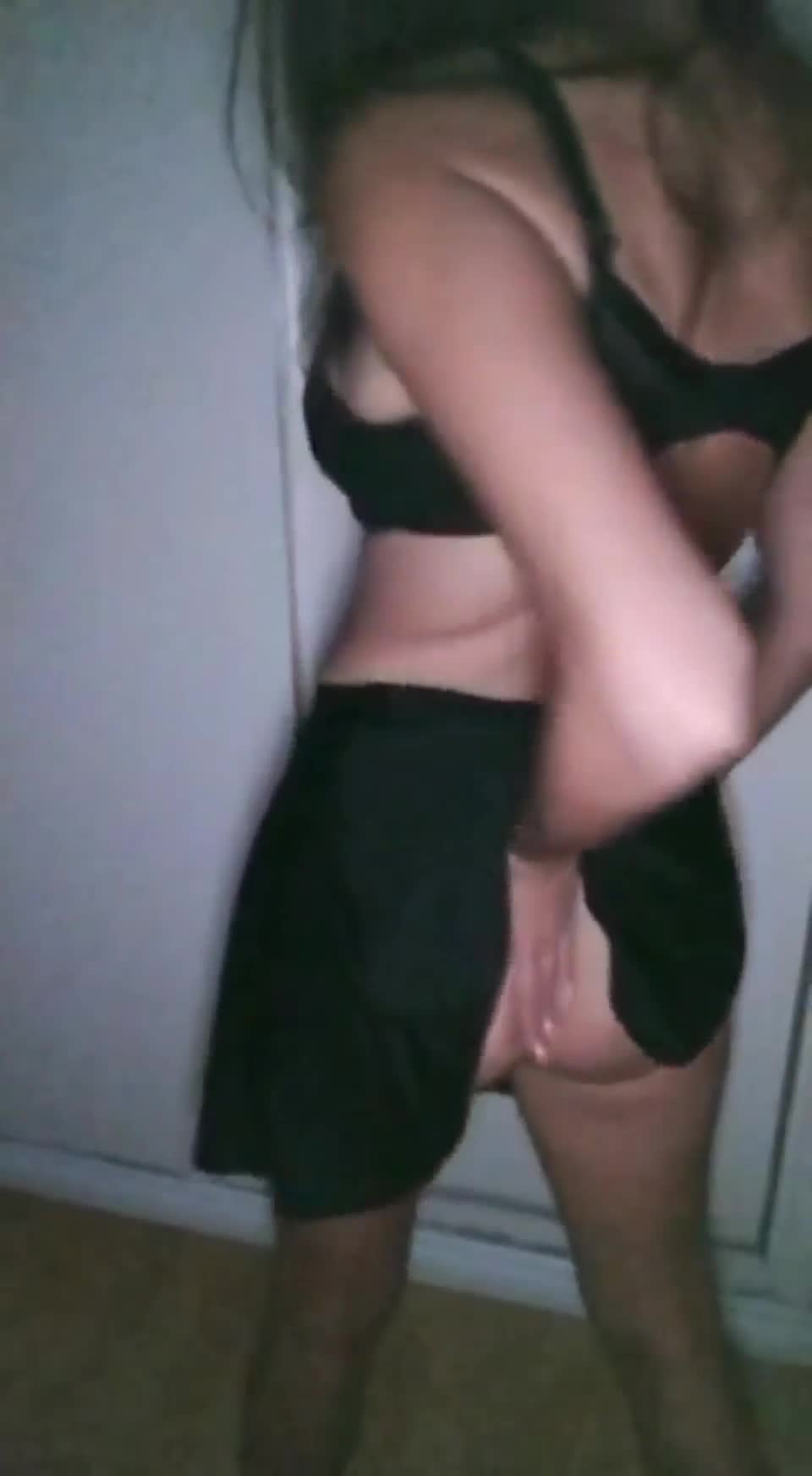 you wanna dance with me ? : video clip