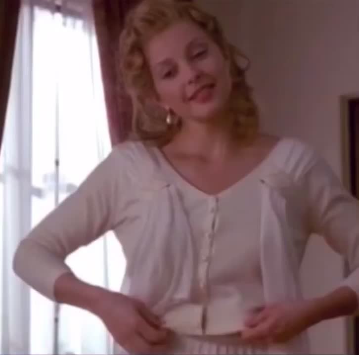 Ashley Judd “Norma Jean and Marilyn” : video clip