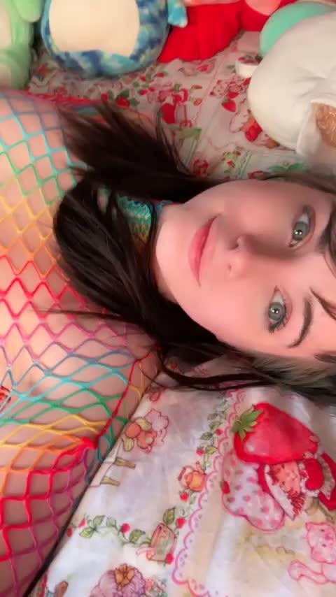 Pale skin and rainbow fishnets is a great combo don’t u think🌈💗 : video clip