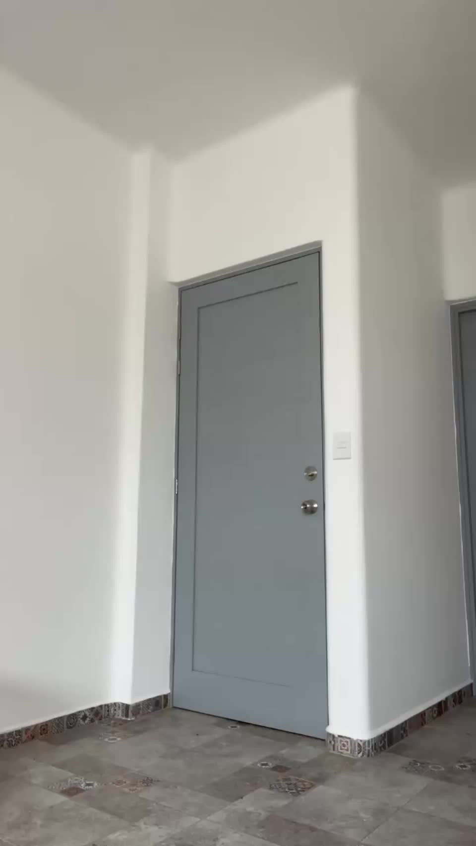 Much better without the towel😈 : video clip