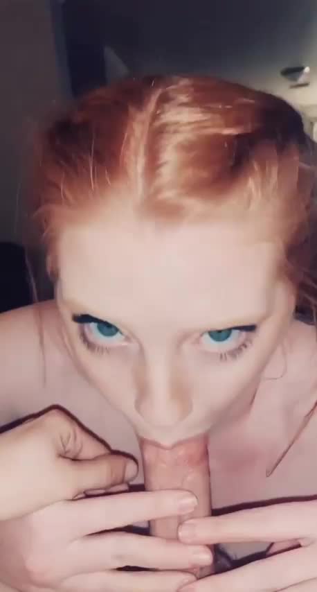 Who wants to throat fuck me next? : video clip