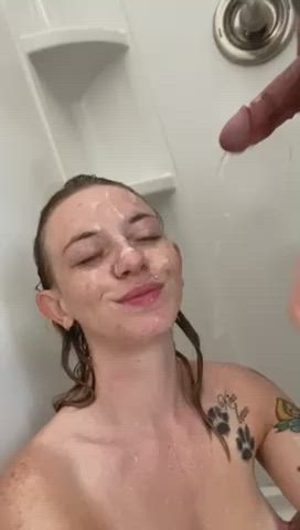 GOON for me as I wash my man’s cum off with the water dripping off his freshly milked cock 🤪😈 : video clip