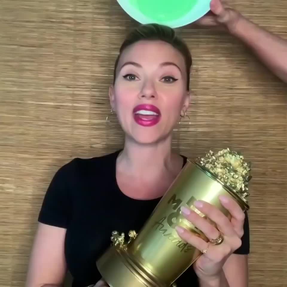 Scarlett Johansson [MTV Movie & TV Awards] : video clip