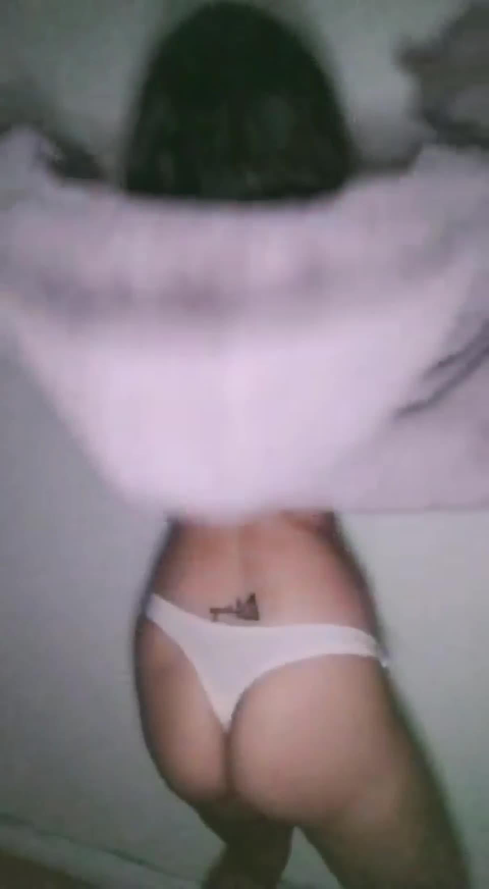When i'm craving sex, I go a little bit crazy ;) : video clip