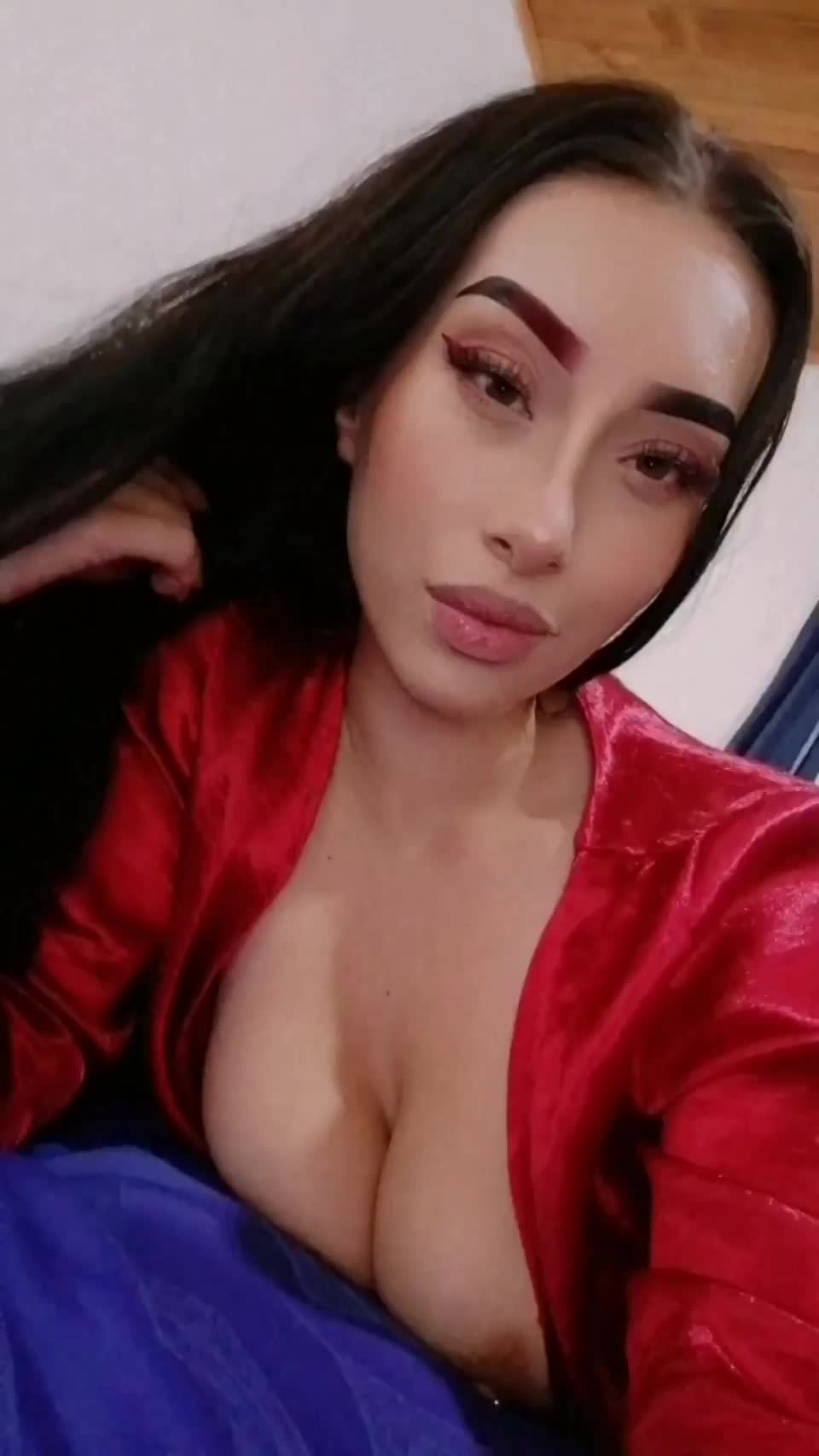 Am I gf material or one night stand type : video clip