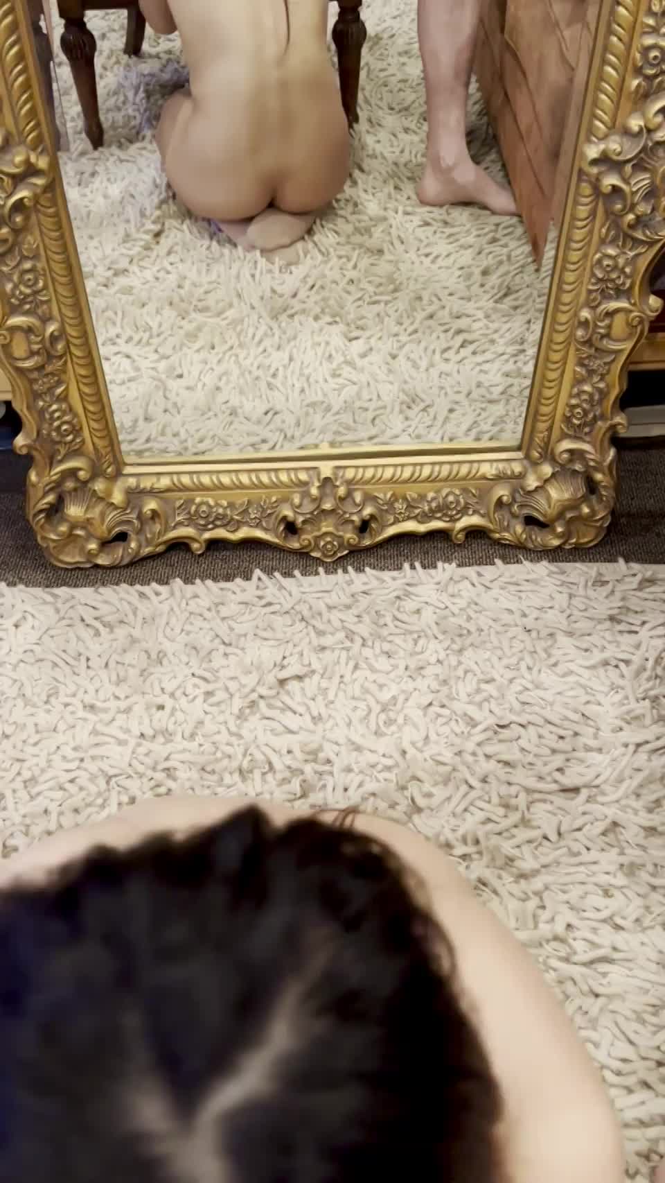I would like to suck your cock clean until you cum : video clip