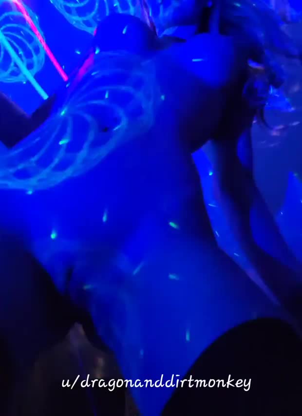 Just a party girl who loves to have naked fun : video clip