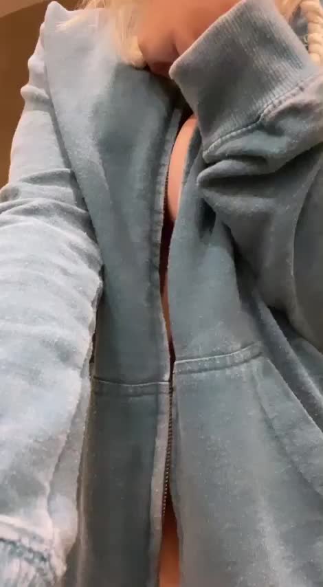 35 never looked better : video clip