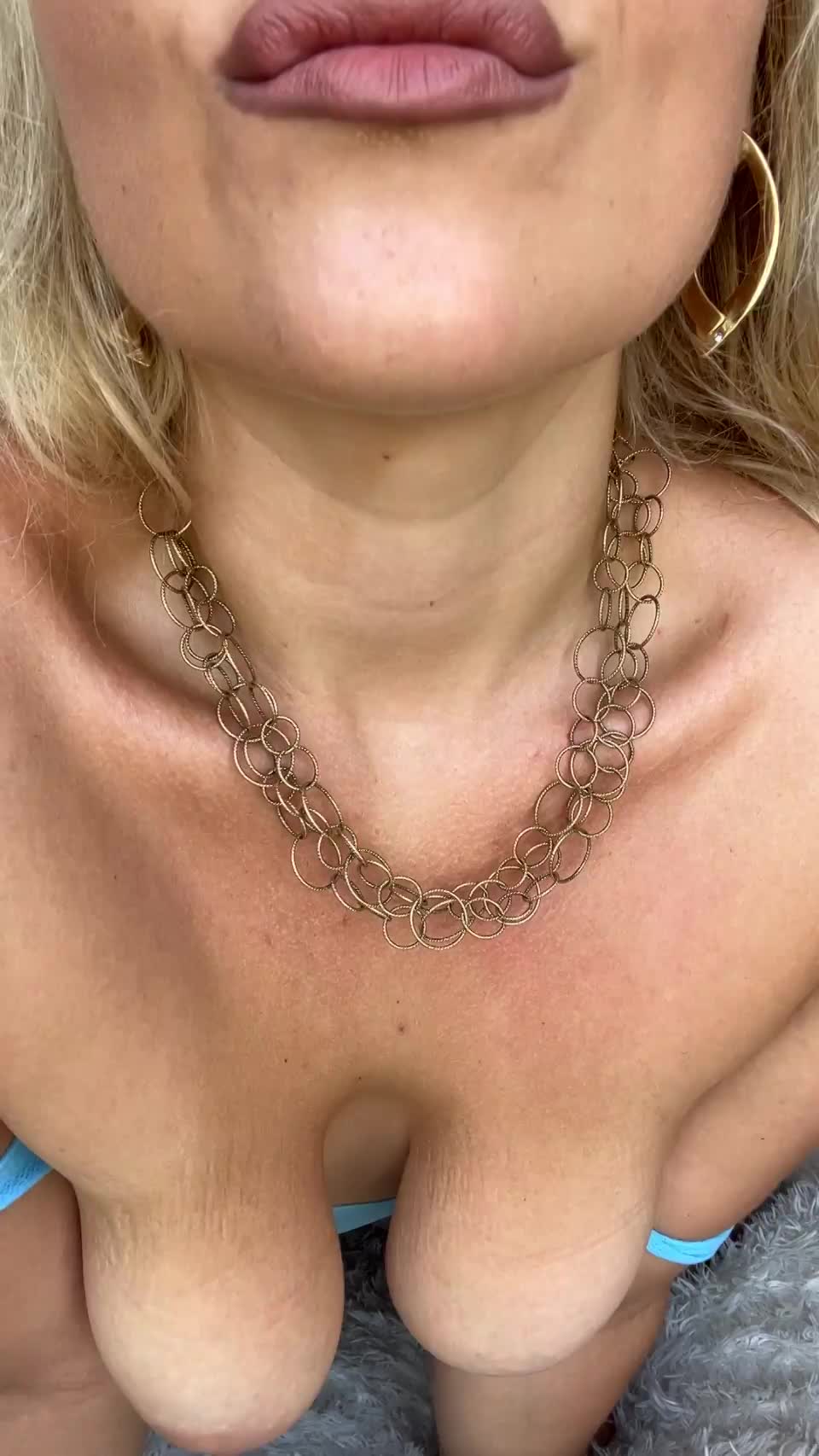 They’re ready to be covered : video clip