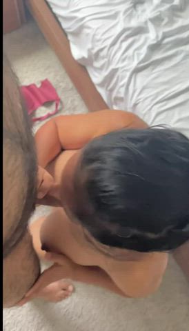 Morning blowjob session by the wifey : video clip
