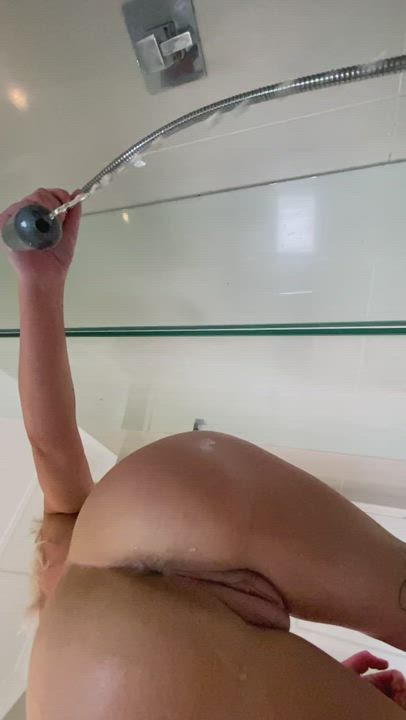 POV, youre about to get wet : video clip