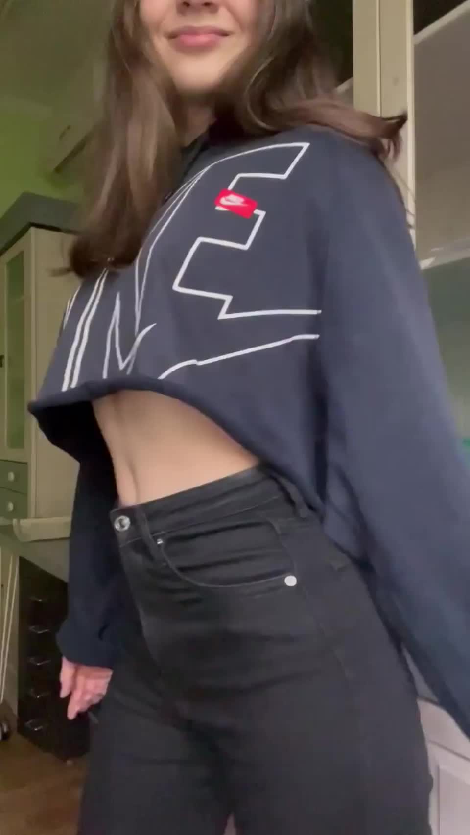 So tiny i don’t even need a bra 🥰 [reveal] : video clip